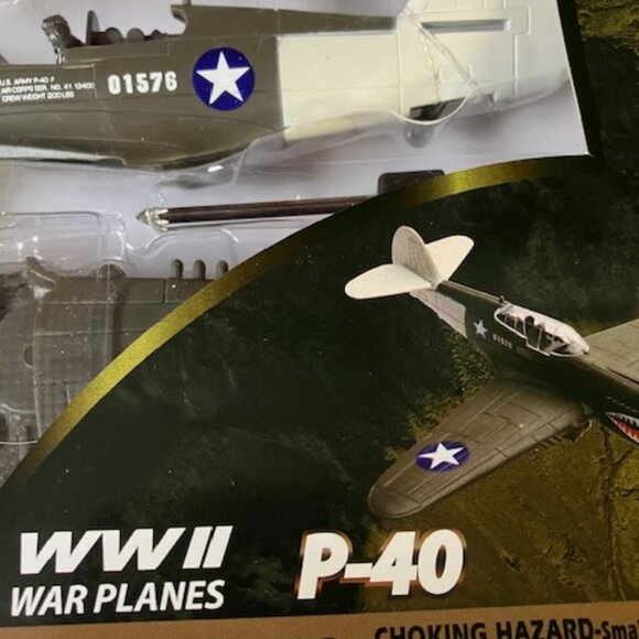 2 Model airplane kits - Picture 5 of 12